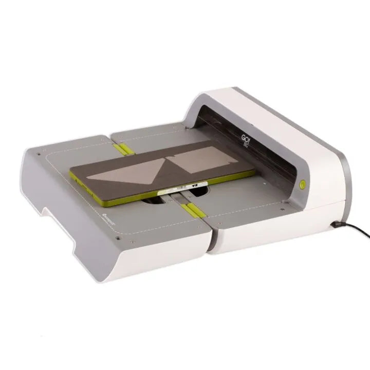 GO! Big Electric Fabric Cutter Starter Set